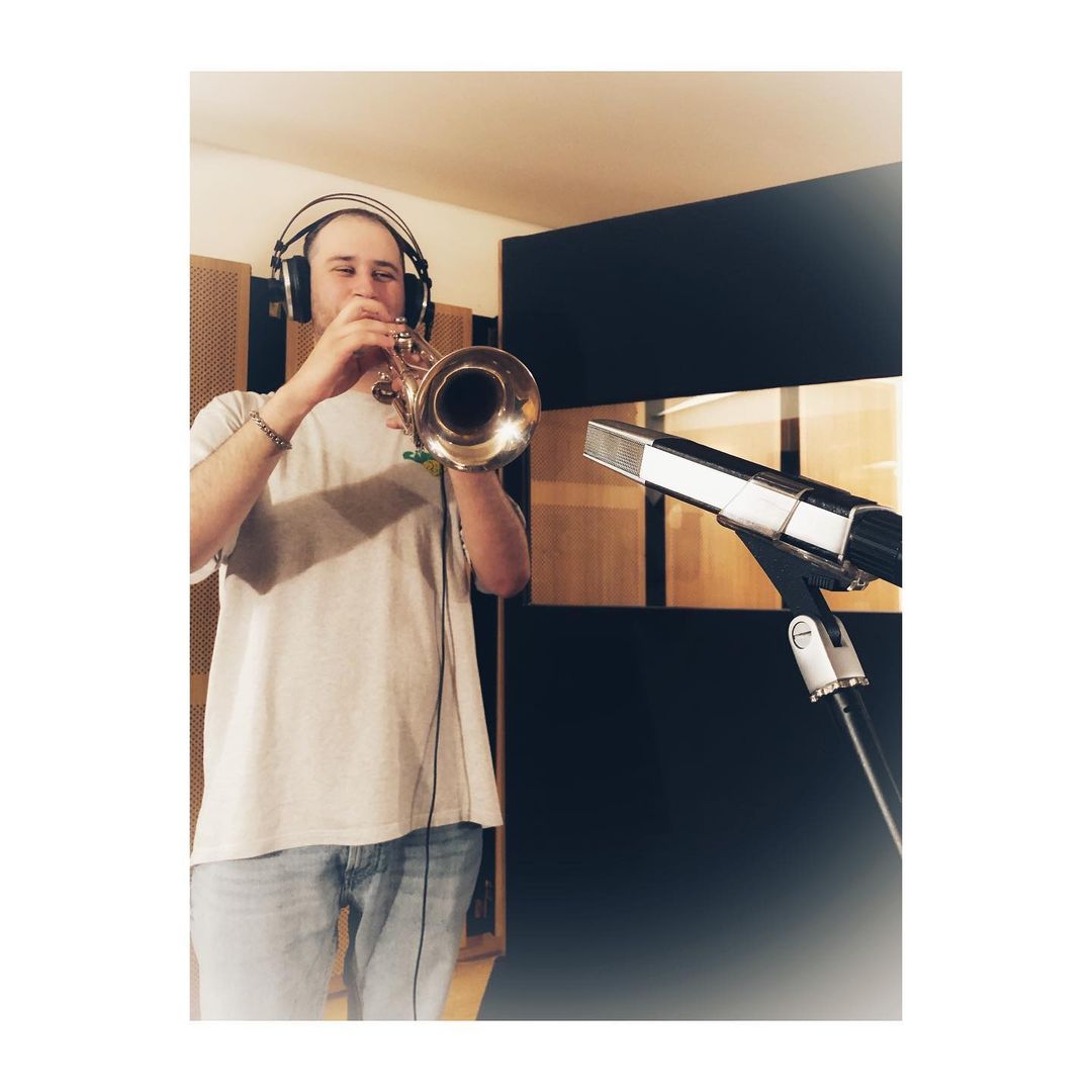Sennheiser's tweet photo. #MD441 appreciation post. Thanks to our community for sharing these shots and highlighting its versatility!
Tag @sennheiser for the chance to be featured.
📸 by IG users: nvelope_studio, gelsostudio & ramiazer https://t.co/wWHT2QI7UC