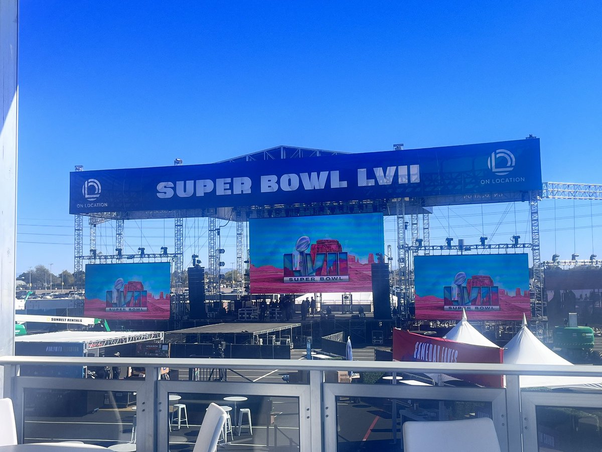 Haven’t posted much !!! Been working hard IRL production ! My team went from LA to Arizona for the Super Bowl and we kicked some ass setting up