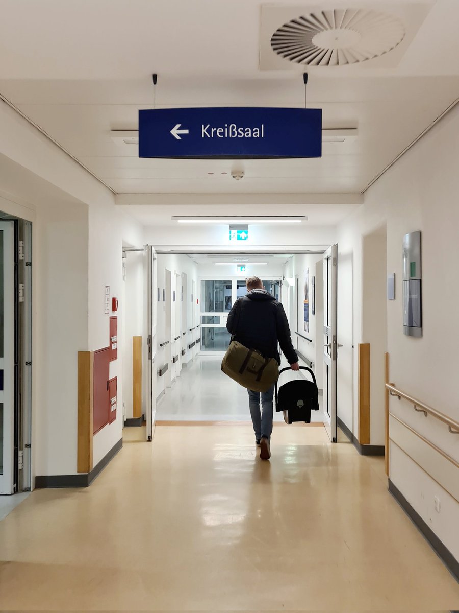 Caroline @keyflake.bsky.social tweet media