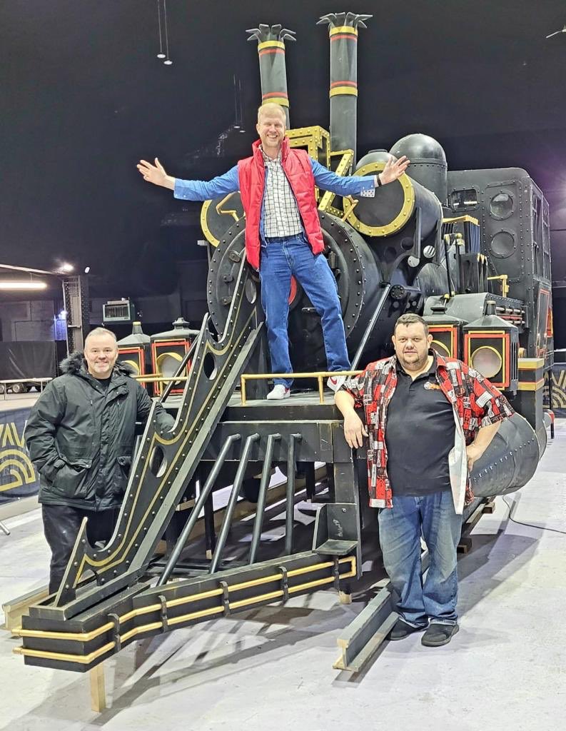 80sNostalgia's tweet photo. Future FanFest, a celebration of the Back to the Future films, is Saturday 25th February 2023 (this Sat) at the Winter Gardens, Blackpool.

Sets, screen used props, &amp; a REAL life sized 'Time Travel Train' from Back to the Future 3! It is going to be ace!

https://t.co/VjoQmEXzzI https://t.co/fEermvPAB4