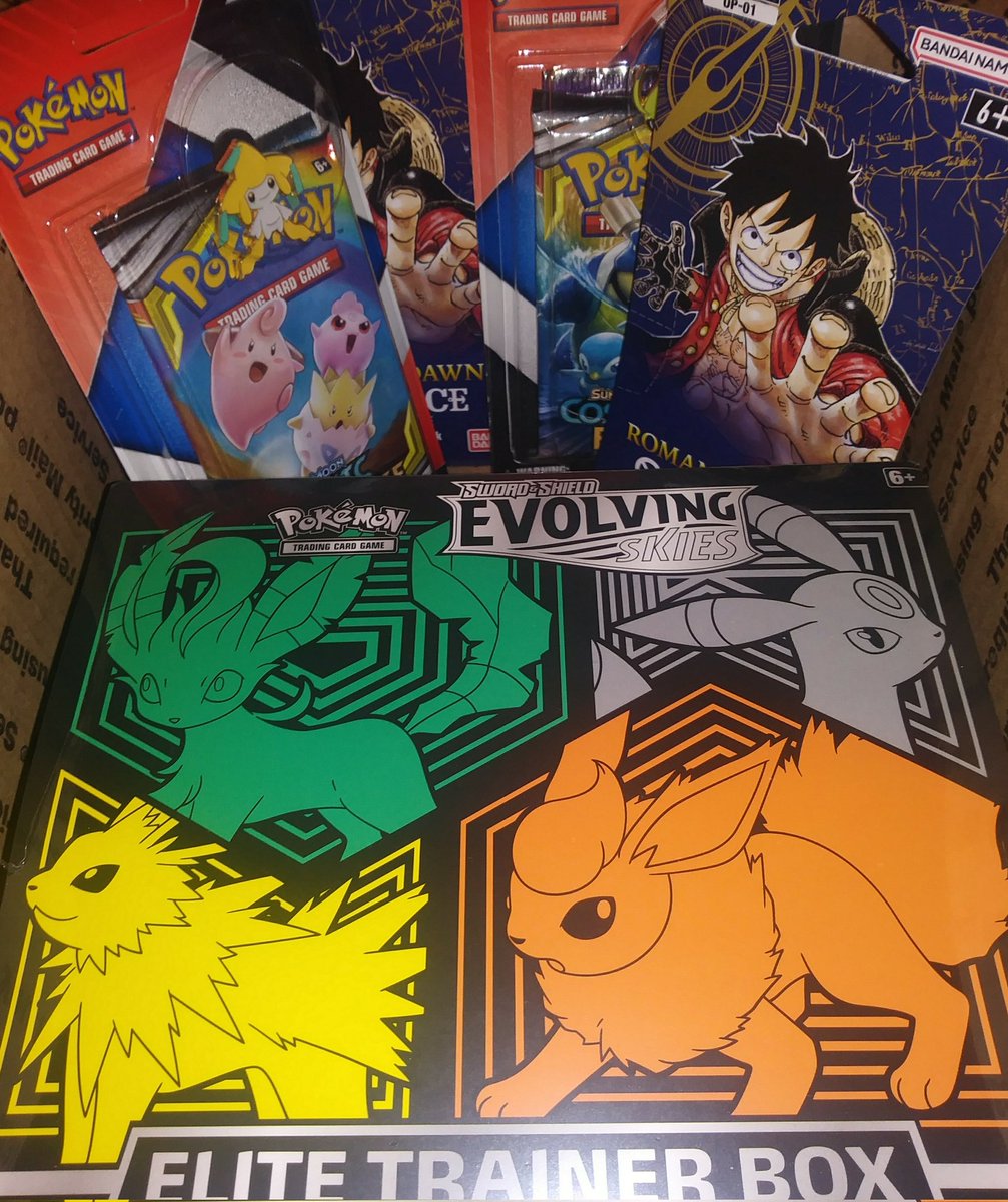 cardrestocks's tweet photo. 🔶🔷 FLASH GIVEAWAY 🔶🔷

Who wants a free Bundle? 👇

All you have to do is :

🔹Follow
🔹Retweet &amp;
🔹Like this post

Complete these steps and you’ll be entered to win a free Bundle! One lucky follower will be chosen tomorrow morning via - @TWPicker https://t.co/rn8IKw9wp4