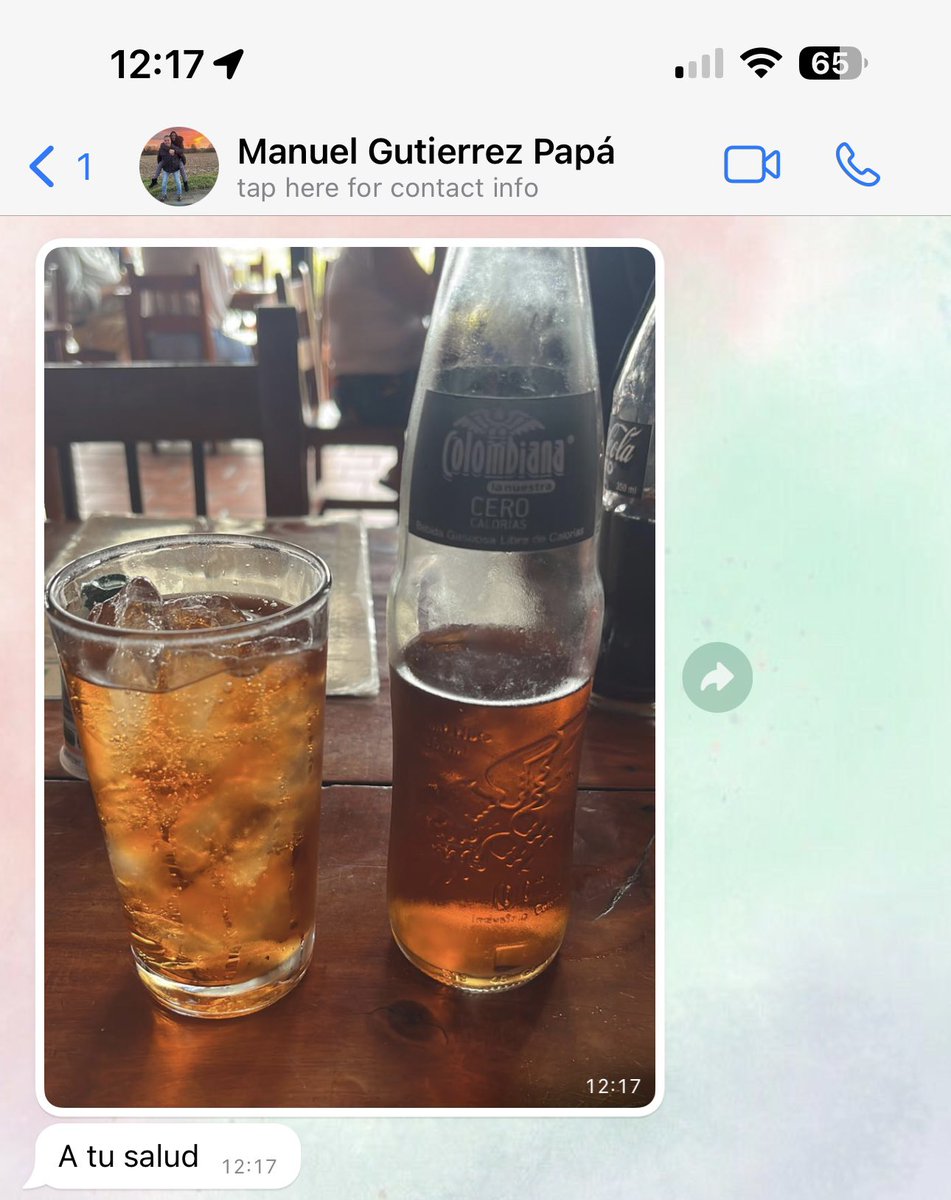 afariasb's tweet photo. Mi suegro sabe que mi refresco favorito es la Colombiana, y siempre que tiene la oportunidad pide una y SIEMPRE me manda foto 🥰🥰🫶🏼🫶🏼 https://t.co/SHweaNZ47J