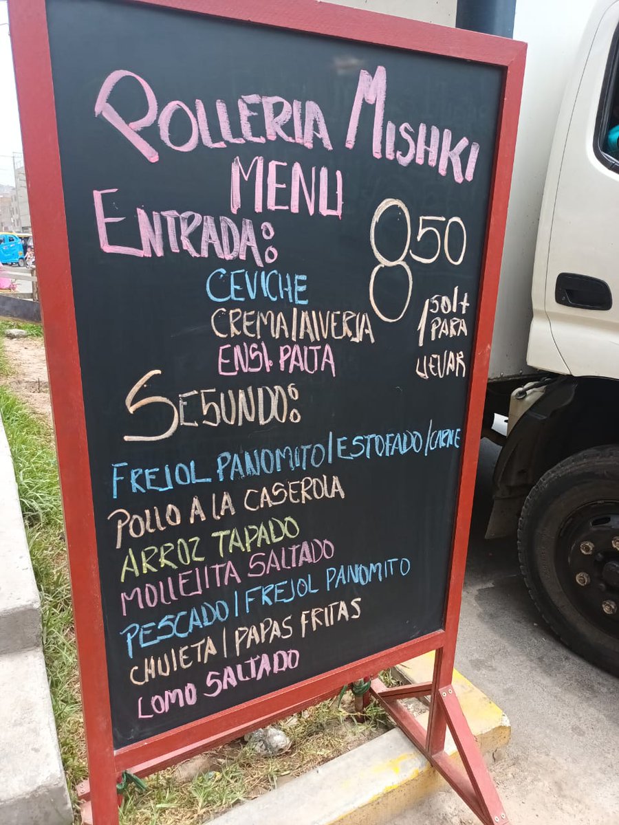 cleverricardo10's tweet image. #SosPerú 🚨
Mientras los PERUANOS de a pié que con su TRABAJO aportan al desarrollo del país almuerzan un menú de 8.50 soles, en el @congresoperu se gasta MILES de soles para dar de TRAGAR a la BASURA CONGRESAL q tenemos y que no sirven para NADA. 
#CongresoBasuraYDespilfarrador