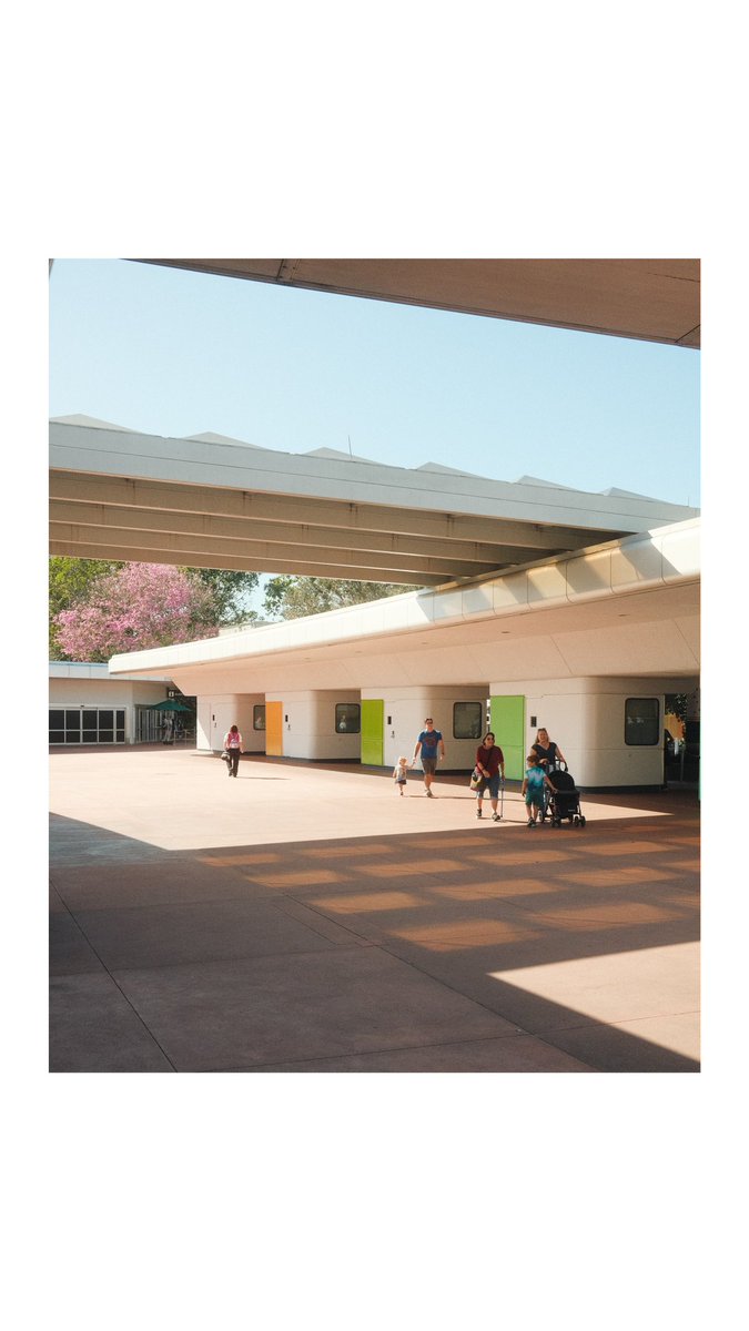 somewareatdiz's tweet image. A few photos taken on the FUJIFILM X100V at Walt Disney World this weekend. All unedited and shot using the Portra 400 film simulation