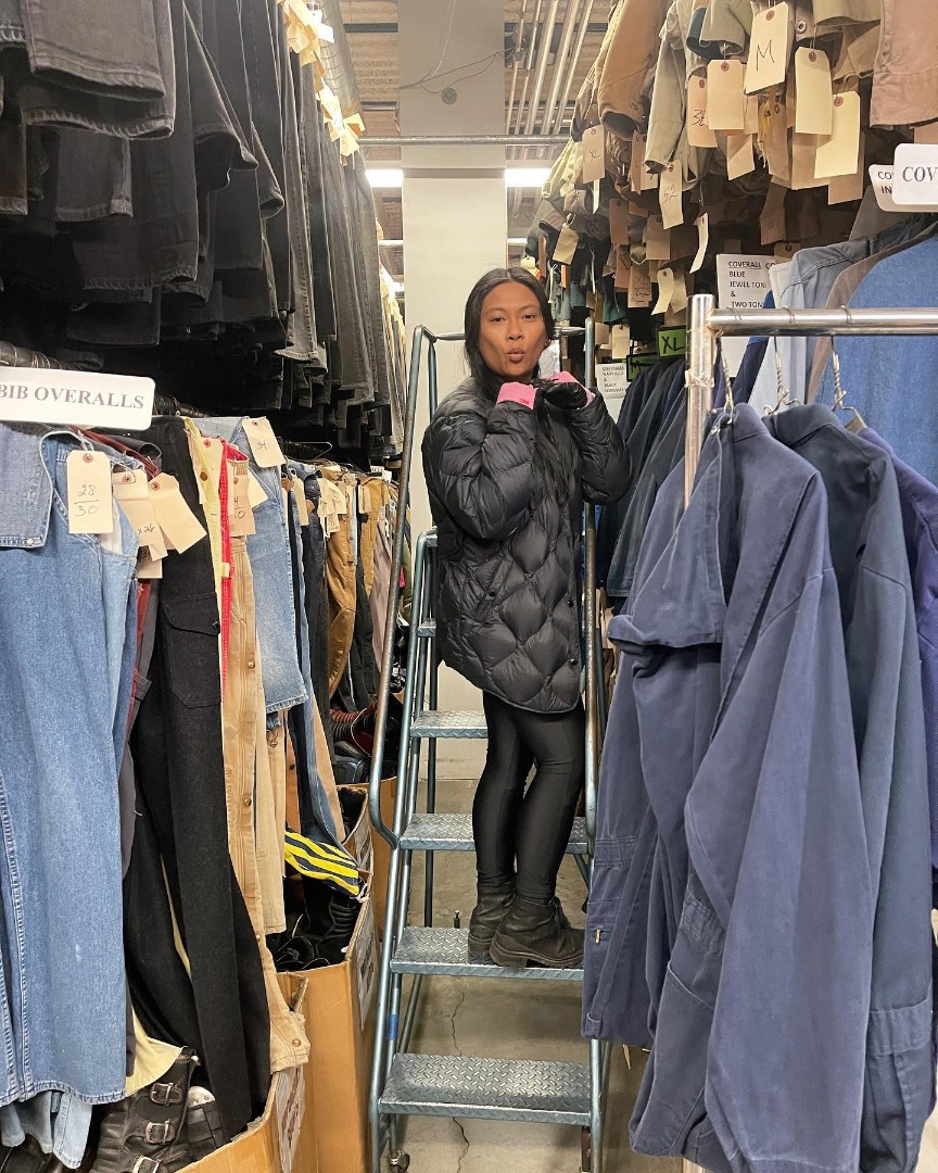 MPC705's tweet photo. Repost from IG #mpc705 #costumer Monavie Tutop.
Costume house finds... Marissa Najera😍✨😍✨
#motionpicturecostumers #costumelife #behindtheseams #behindthescenes #unionpride #iatse #iatse705 #unionproud #costumedept #costumedepartment #unioncostumer #goforcostumes https://t.co/Vt3C5EiZkP