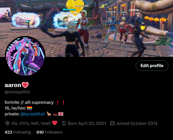 monasthirl's tweet photo. this account is a time capsule like wow i missed this era so much... all my besties and the good times 😪😪😪 https://t.co/tUGTkrfNPi