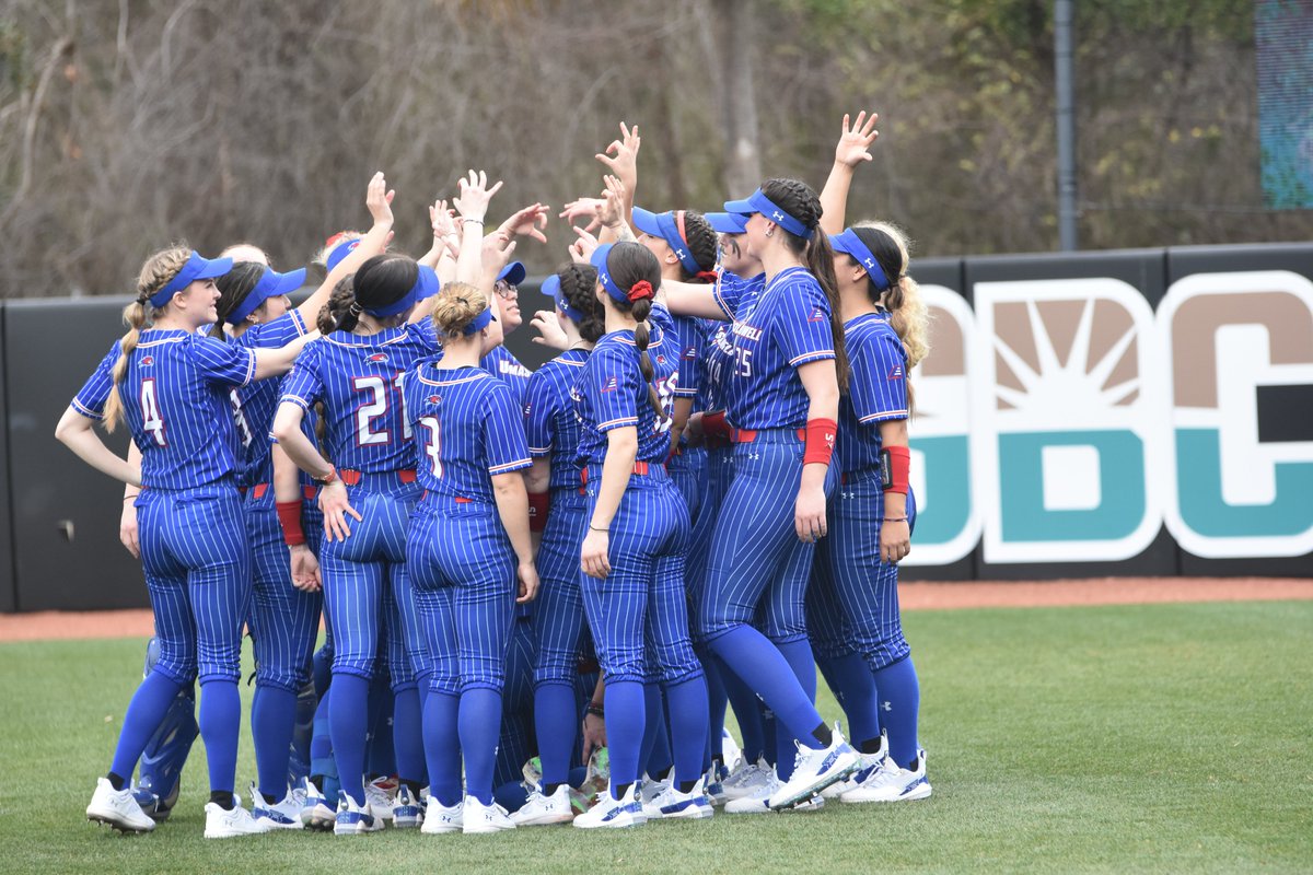 RiverhawkSB's tweet photo. Ended the weekend just how we started it – with a 𝓦!

Sunday Recap 🔗: https://t.co/75Dg9GCx4D

#UnitedInBlue | #AESB https://t.co/IrI4s7qVSd