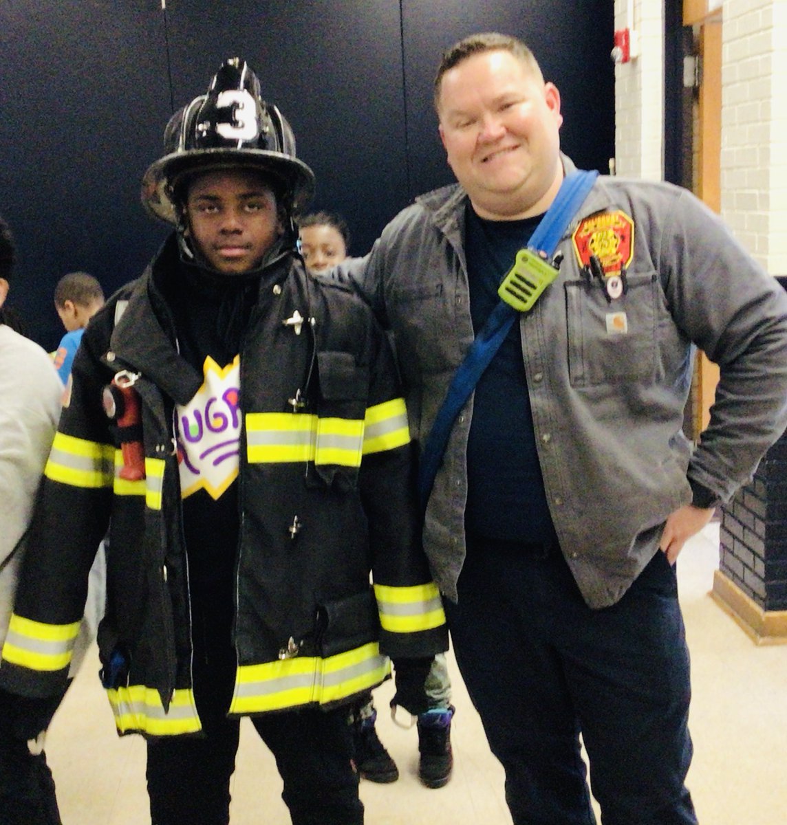 OESGuidance's tweet photo. Thank you Salisbury Fire Department Lunch Buddies!  Our scholars enjoyed your visit today ❤️ @SalisburyNCFire  #PositiveRoleModels https://t.co/W2d61TZ9nS