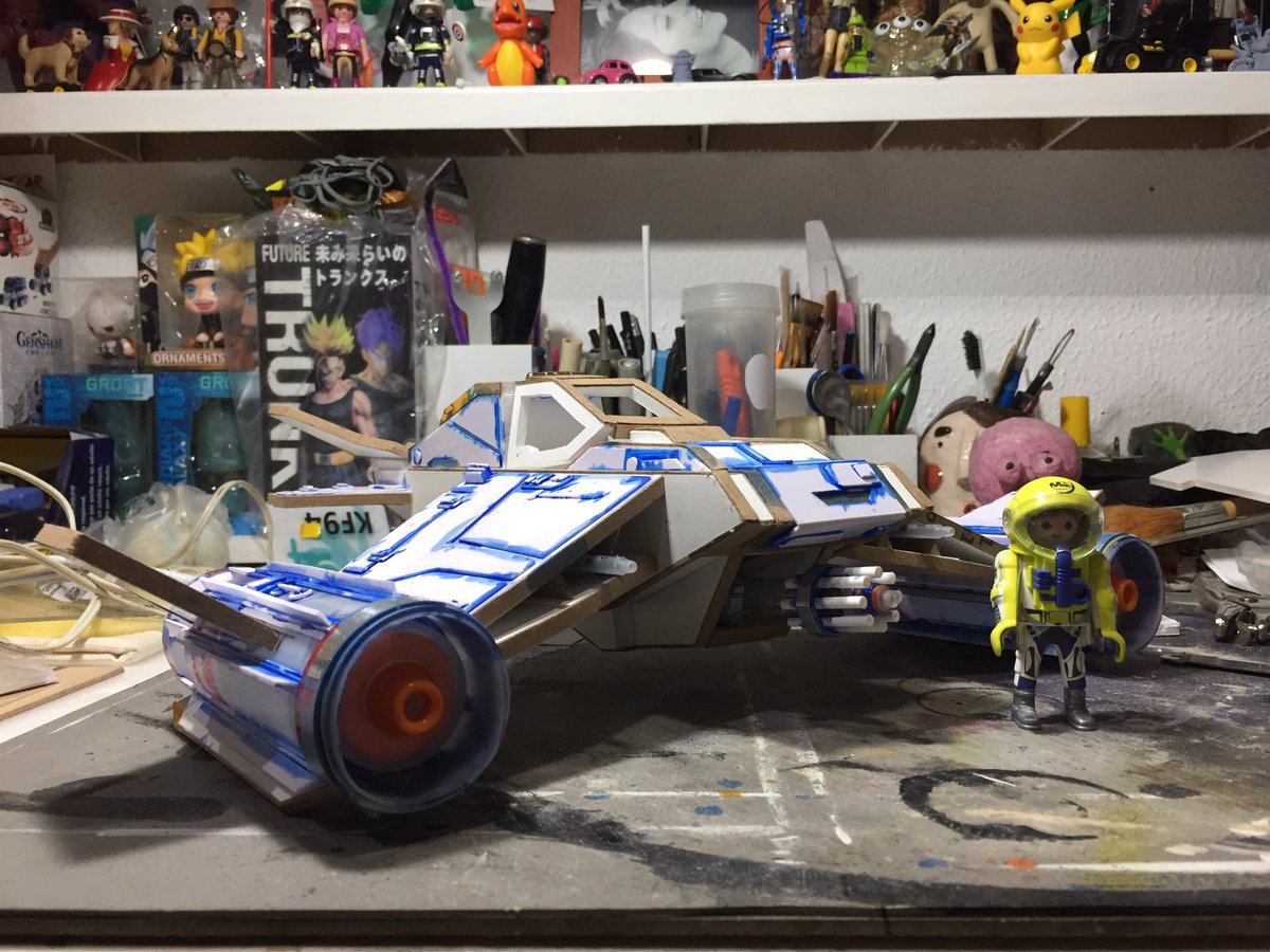 RuldezY's tweet image. Trabajando en una maqueta , usando la técnica trashbashing , ya pronto entrará en la cámara de pintura , #playmobil #arte #trashbashing #kitbashing