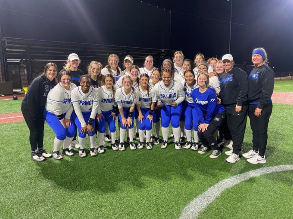 These are the best girls ever way to go Chargers