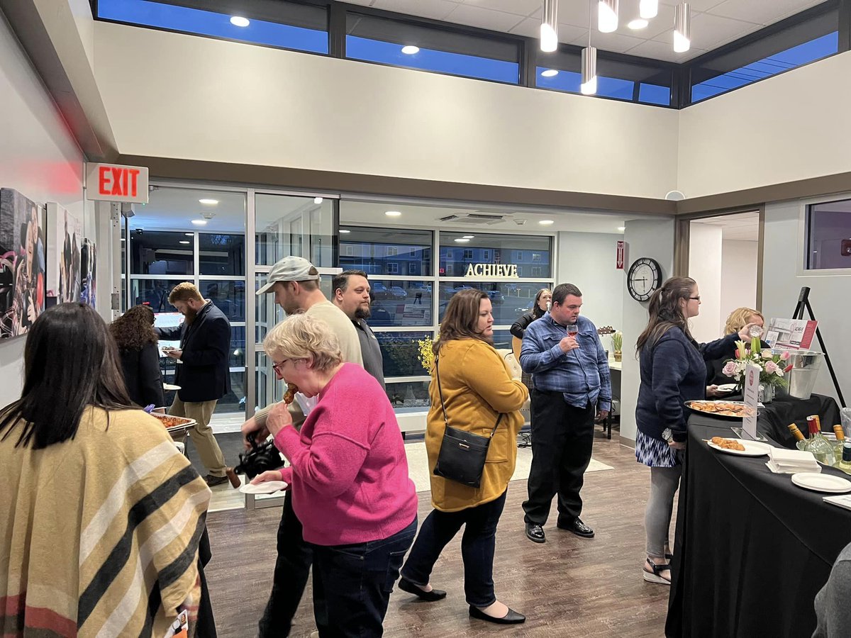 ACHIEVENY's tweet photo. Thank you to everyone who attended our first “Exhibition of ACHIEVEment” art gallery at our Vestal offices last week!  The night was a huge success, and we’re #ACHIEVEProud to share that eleven of the twelve pieces of art created and sold by individuals were purchased! https://t.co/VgmckDGyn6