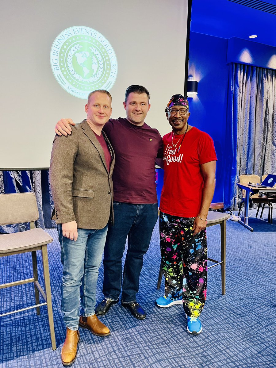 Life is now complete…

Today I got to meet the legend that is <a href="/MrMotivator/">Mr Motivator MBE</a> 💪

What an inspirational story he has, and yes he had us all on our feet doing a workout 🏋️‍♀️ as you can see I needed it 😬 

What do they say, never trust a skinny chef 👨‍🍳😅

#legend