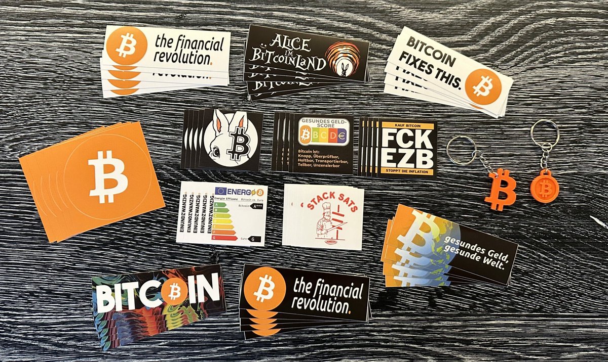 stuff4btc's tweet photo. Die Sticker lassen sich zwar auf eine gewisse Art un Weise auch damit "aufkleben"... aber... besser nicht! 🤣

#Bitcoin
#bitcoinonly #fckezb #bitcoinfixesthis #bitcoinsticker #btc #gesundesgeld #hodl #stacksats 🟠#stuff4btc 
#BitcoinOnlyShop

https://t.co/XwoccFdUTs https://t.co/z9iYSHCIRp