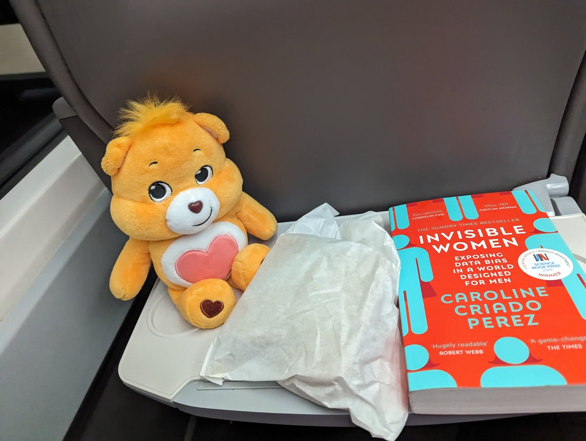 With a sandwich, a guard bear and a great book I'm on the road to @Cyber912_UK to see @Mr_Byteside (and everyone else) 

@CyberStatecraft #ukcyber912 #roadtrip #rockless