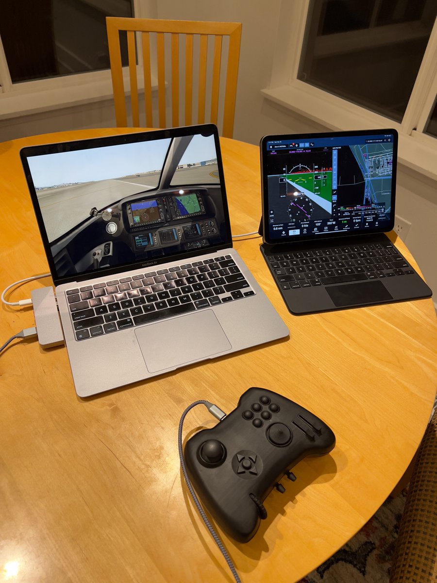 yawmanflight's tweet image. More kitchen table testing! X-Plane on a MacBook Air with an iPad running @ForeFlight. The Continuity features of MacOS mean a single trackpad works across both screens. The Yawman Arrow makes it a full portable cockpit. yawmanflight.com