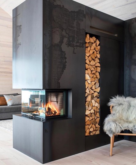ConturaStoves's tweet image. @anmimarilk&apos;s chic Scandi stove and log store has us in awe🌱

#conturastoves #logstore #woodburner #woodburningstove #moderninteriordesign #woodstore #modernfireplace #scandiliving