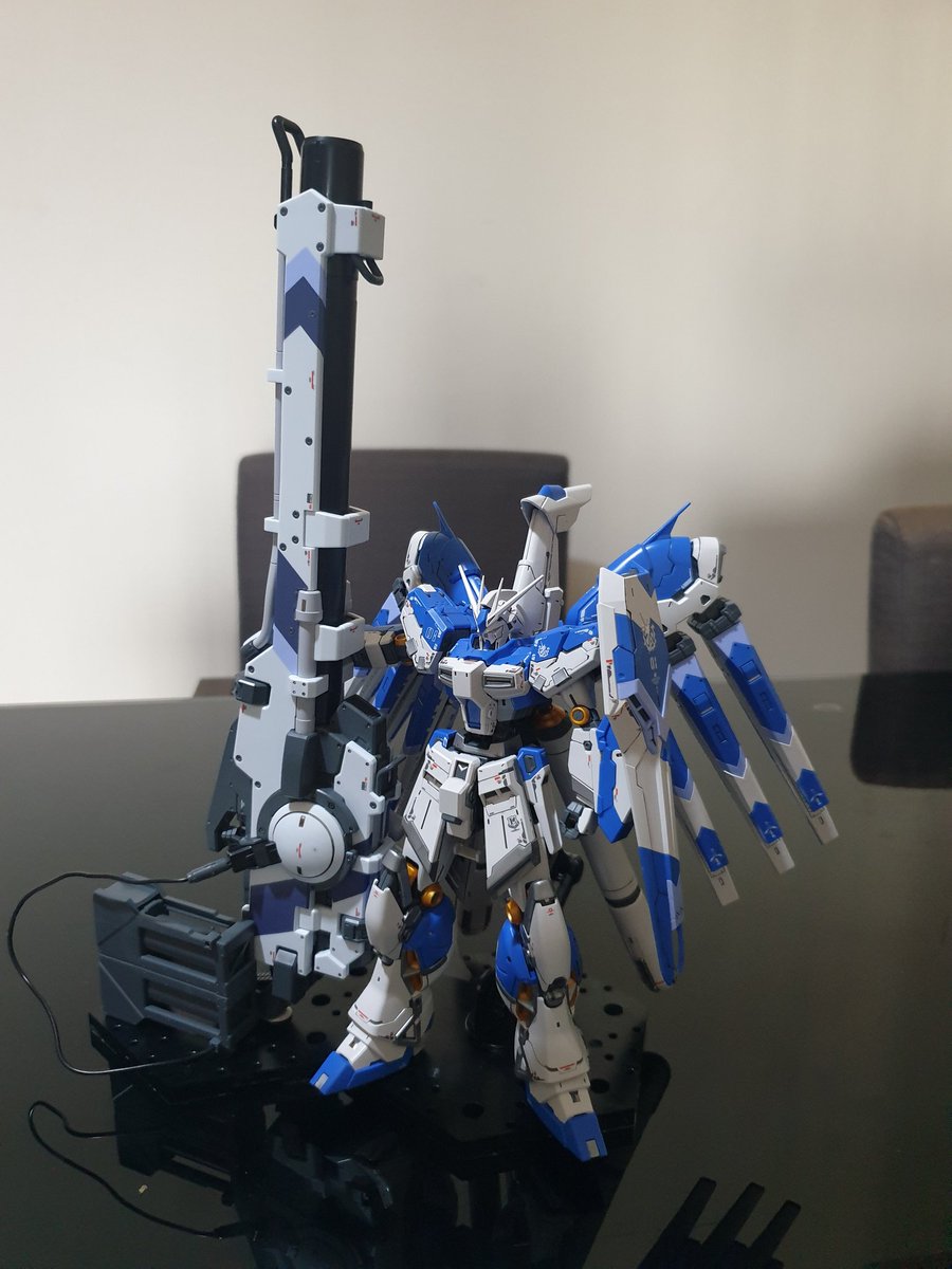 gmshugo1's tweet photo. 1/144 RG Hi Nu with hyper mega bazooka launcher. Somehow getting burn out. This RG took almost 4 months to complete. Next would be 1/100 MG Dynames.
#ガンダムUCE #ガンダム
#gunpla https://t.co/YdZuoQUCLM