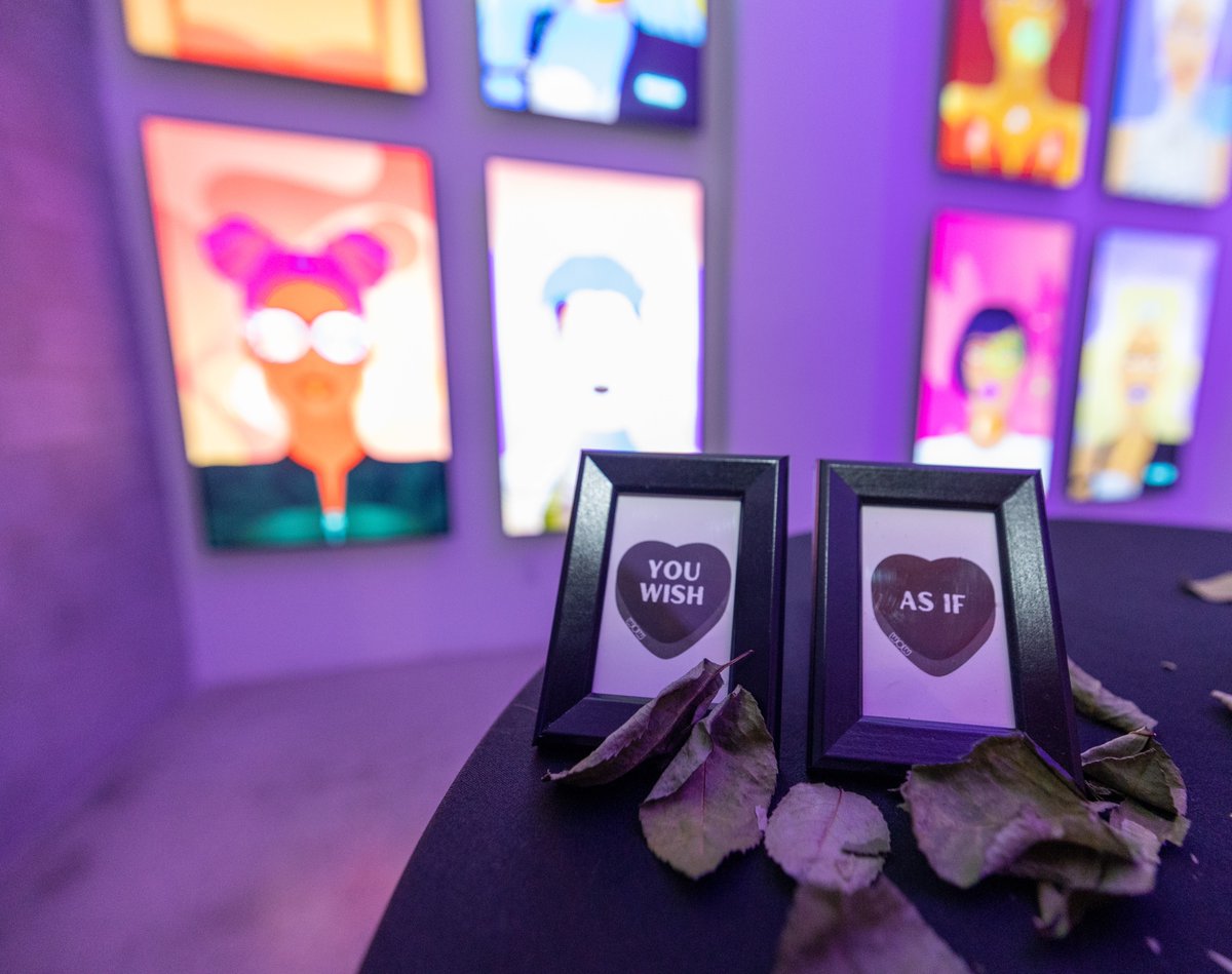 bigaxon's tweet photo. 3/ The whimsical theme of #WoWLA meetup 003 was “Anti-Valentine’s Day” but the evening was all about the @worldofwomennft fam and love 💜🖤 https://t.co/Ltsl7r1EgZ