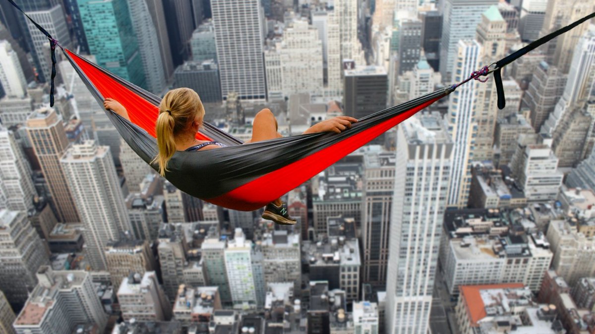 Let's have a little fun with a #Crazy #WritingPrompt today! 

Not everyone considers the same things crazy, and crazy can apply to many things, good or bad, it can be about #MentalHealth or something totally different. 

What's the #Craziest #Movie you've seen and why? 

#CineTV