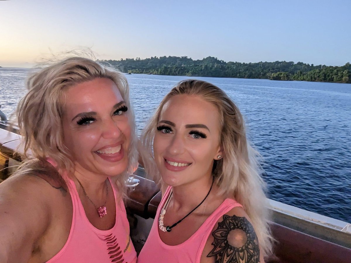Carey Riley on Twitter: "What a amazing time cruising from Costa Rica to Panama with @xxxEBUNNZ