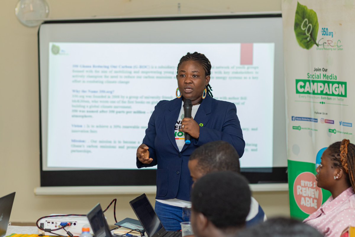 poshbar2's tweet photo. Collective ideas shared, helps our team to make impact at the Grassroots. @GlobalGreenatEp #350Ghana @350 @350africa #RE4CC #GoGhanaGoRenewable #globalgreengrant https://t.co/PUiCXYoFdu