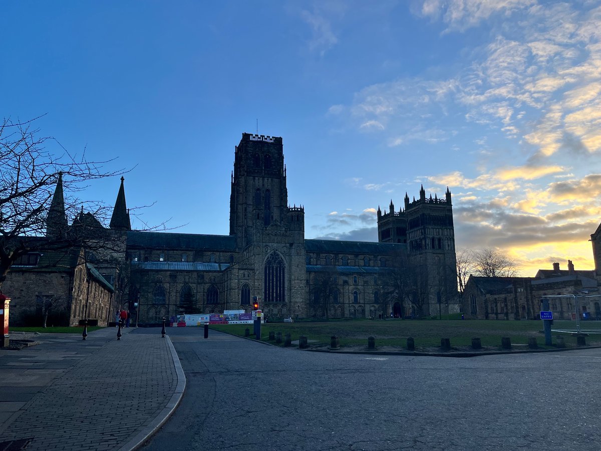 glenscrivener's tweet image. In Durham for the Christian Union’s “More” events week. Please pray as I seek to spotlight Jesus every evening from John’s Gospel. The tent’s just starting to fill up.