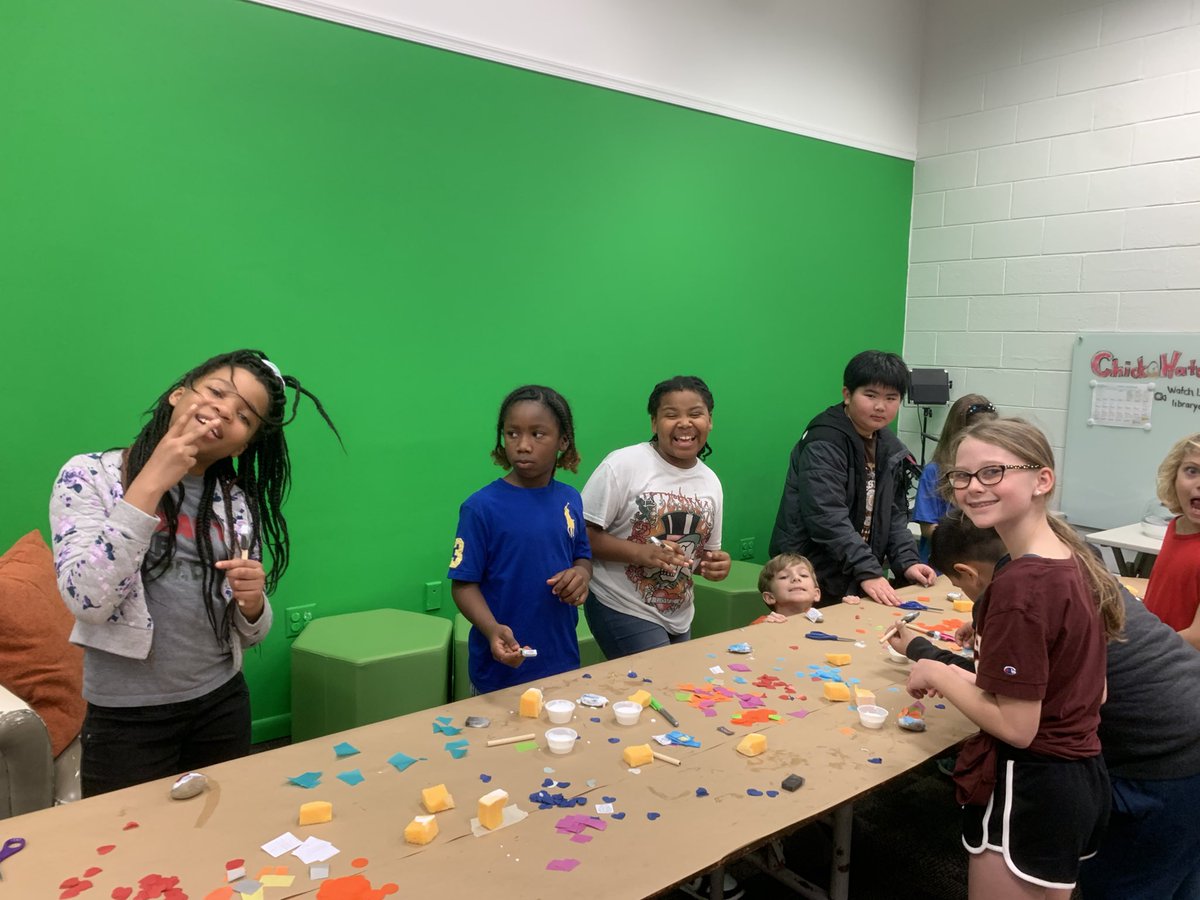 KESIndians's tweet photo. What a BLAST! #kindnessrocks @KESPTA_VB @vbschools @KEScounselor https://t.co/anFMfEmpZq