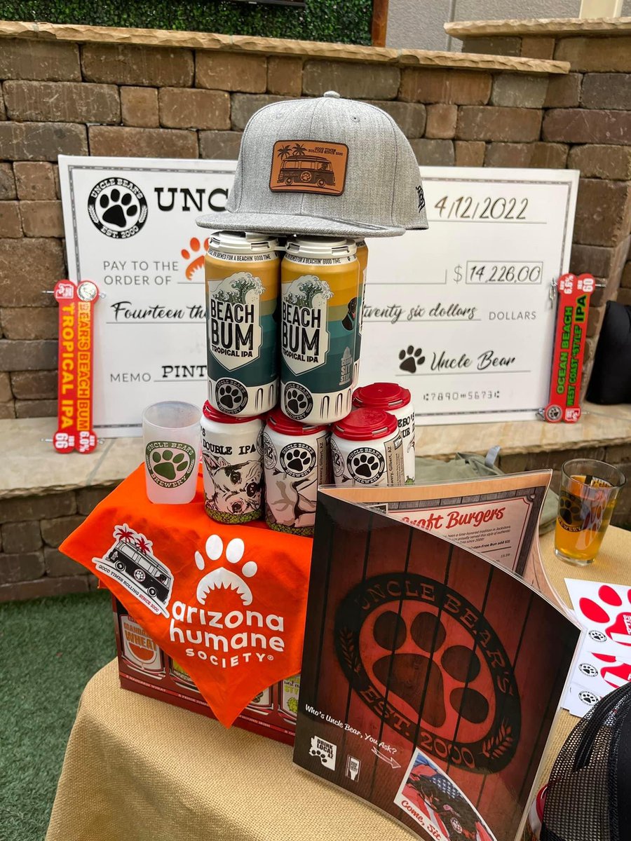unclebearsaz's tweet photo. #azbeerweek continues with our 8th Annual #PintsforPaws fundraiser for @azhumane! We are at @12News today for @arizonamidday and it also happens to be #NationalLoveYourPetDay Tune in at 1:30pm to learn more about Pints for Paws with owner, Todd, Bear 2.0 and Marissa. 🍻📺🐕‍🦺 https://t.co/RXsHs0cTeS