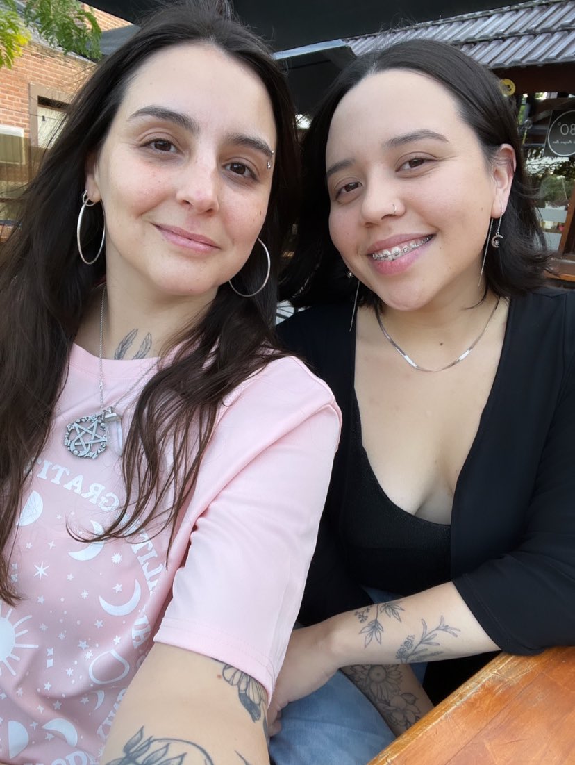 Te amo tanto @aranchipm gracias por tu compañía, por tu amor, por las risas  compartidas.. por amarme como lo haces. Haremos cuenta regresiva para  vernos en NADA y en chile ❤️🥰✨✨, image size:828x1101