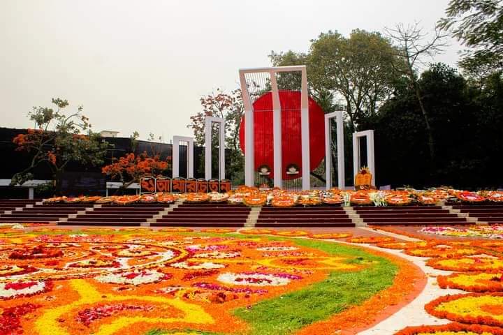 HasanSimol's tweet photo. 21st February; International Mother Language Day. On this day in 1952, in return for their sacrifice, we can speak Bengali today, we respectfully remember those language-martyrs who established the Bengali language with their fresh blood.

Deep respect to all the martyrs https://t.co/SyqAueZtQA