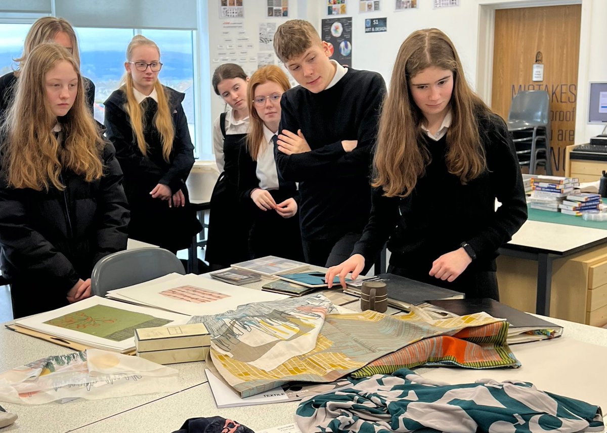 NdhsArt's tweet photo. More artist workshops. This time for our senior pupils. Thanks to textile designer Eve Campbell for sharing her work and creative process. Also for delivering the first of our screen printing workshops. https://t.co/xDTGAhXVw0