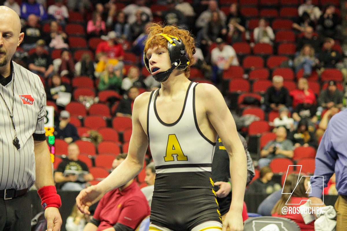 Aiden Smith was ranked #6 but after picking up three bonus wins he found himself wrestling on Saturday night. 

Class 2A breakouts: rokfin.com/article/12533/…
