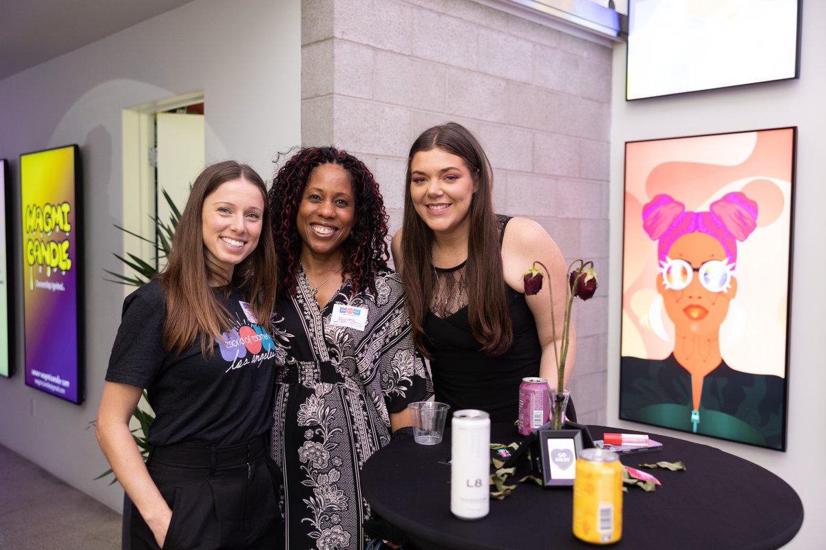bigaxon's tweet photo. 8/ Thank you to my co-host @_eem5_ and our amazing #WoWLA Meetup 003 volunteers @tbeinfinite @KatVoltage, @latinatrailblzr, & Kendra R. 🙏🏽
.
BTW @katvoltage is the first Mexican-born woman AND the youngest woman in space (@blueorigin)!!! Somebody airdrop her a WoWG already!🚀 https://t.co/KojRypZejr
