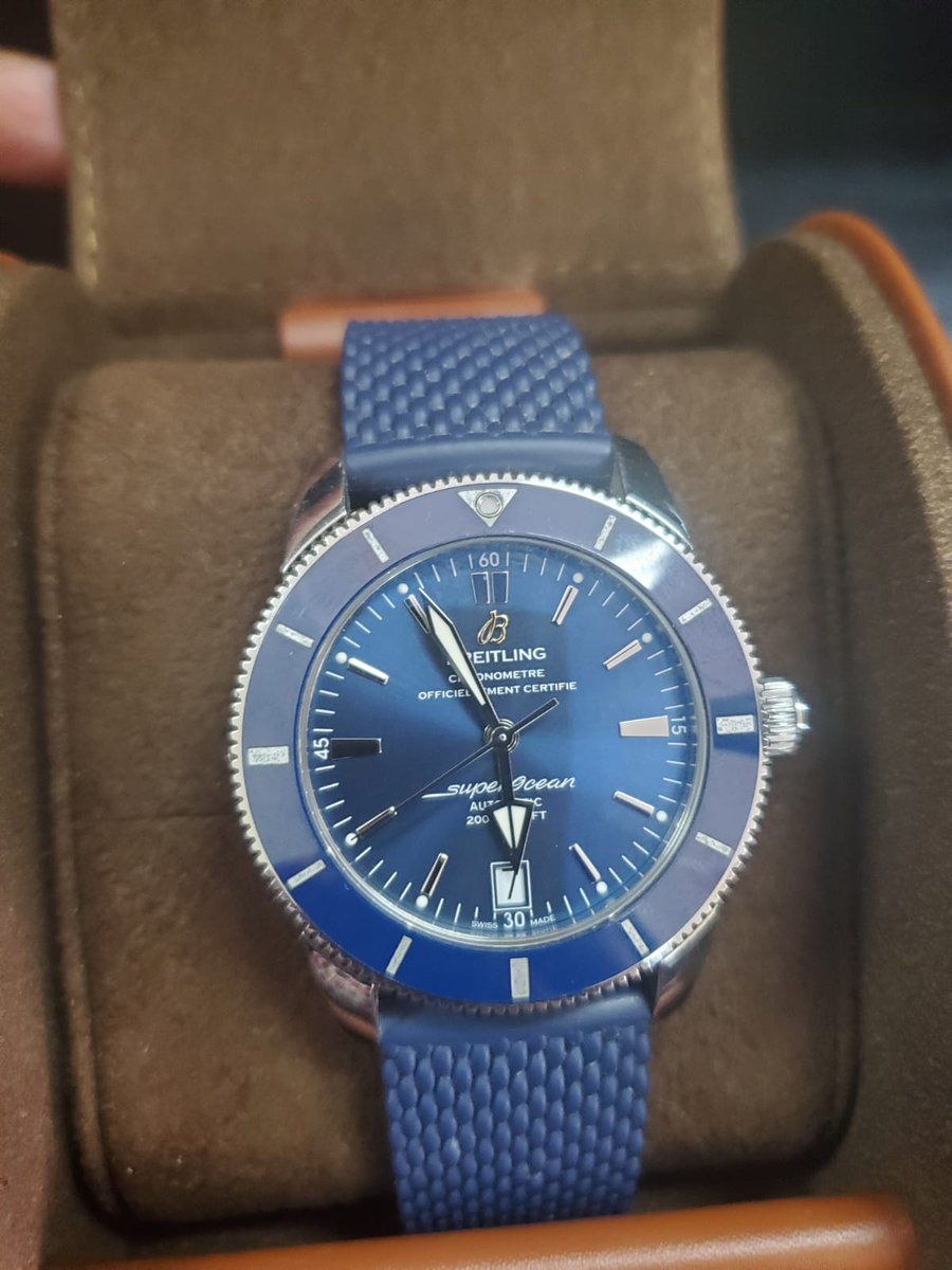 HaynesLashana's tweet image. If you're a lover of expensive watches #Breitling #expensivewatch