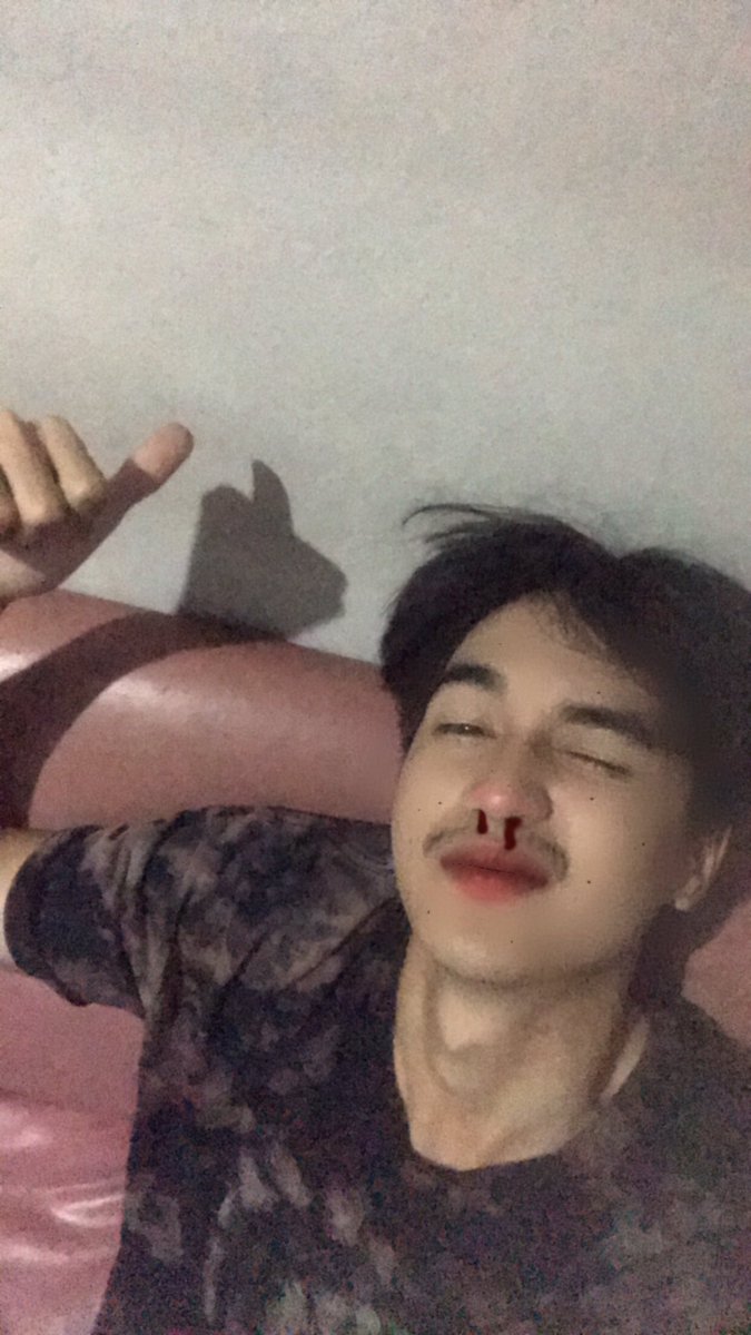 แมวขนสีรุ้ง tweet media