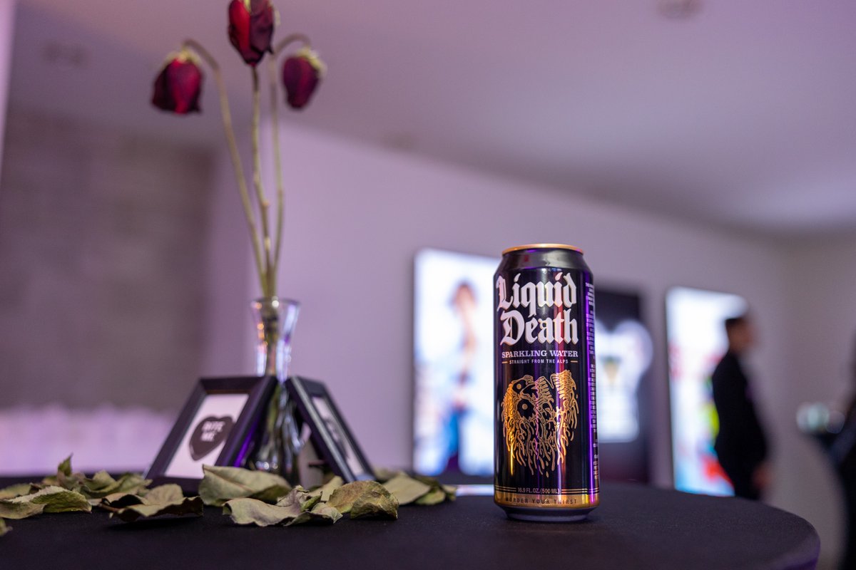 bigaxon's tweet photo. 9/ Thank you to our sponsors and partners who helped to make the #WoWLA Meetup 003 a huge success: @worldofwomennft, @BrazenCapital, @l8_life, @k25towel, @SupercuteWorld, @vermillionwine, @liquiddeath, @MurderHeadDC, @WagmiCandle, @NF_Times, @thehugxyz 💜 https://t.co/alKDgbauWu
