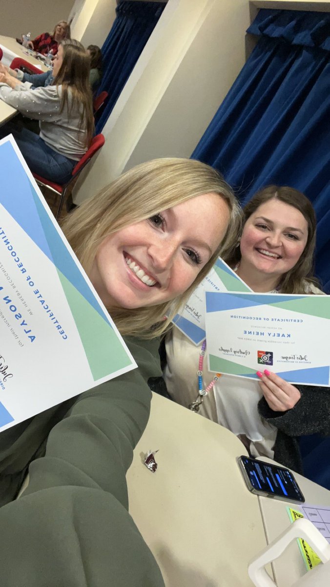 Ally Moore tweet media