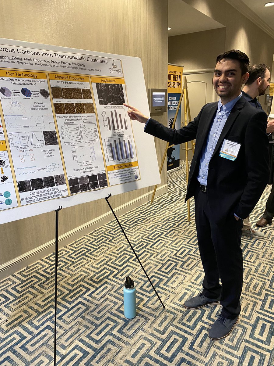 QRG_USM's tweet photo. Congrats to Andrew for winning the Undergrad Poster Session @WaterborneUSM last week! 🎉 Shoutout to Paul, Anthony, and Mikeala for representing QRG as well! 🐊 https://t.co/FV87c3LomV