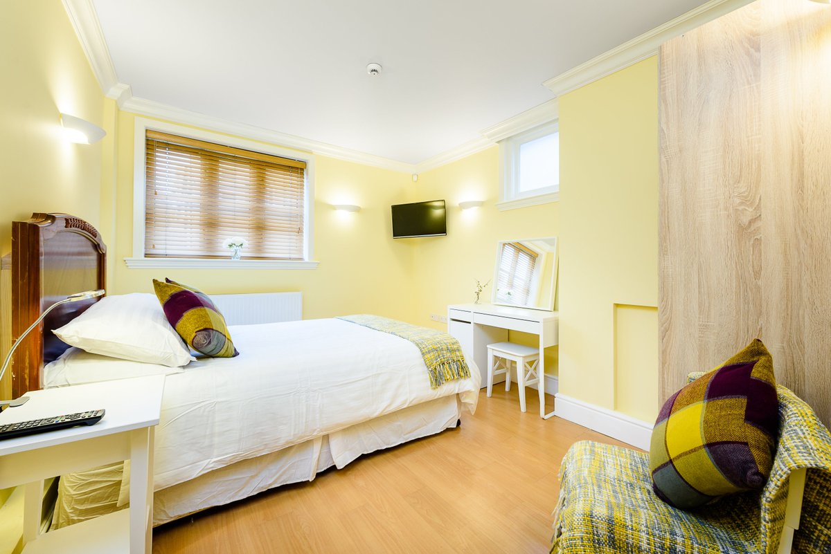 norwichaccommo1's tweet photo. Perfect for business travel, our riverside road apartments are just minutes walk from the train station. To book, visit https://t.co/4pBxnGW1UK

#norwichaccommodation #norwich #airbnb #accommodation https://t.co/DbXejyeW3u