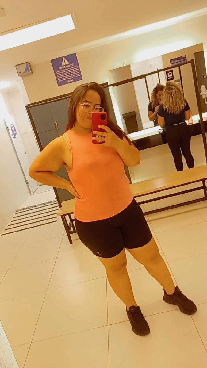 Viviane180893's tweet photo. Segunda de treino...
#treino #estilodevida #reeducacaoalimentar #perigosa #mulher #curves #gordinhagostosa https://t.co/2rIPSa1U4q
