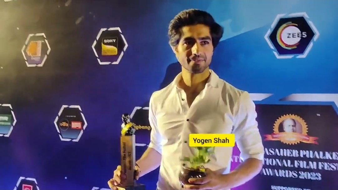 Congratulations 🎊 my handsome boy 🥹😘
For winning #dpiff2023 Most Versatile Actor Award. 🥳🥳👏

#HarshadChodpa #dpiffawards2023