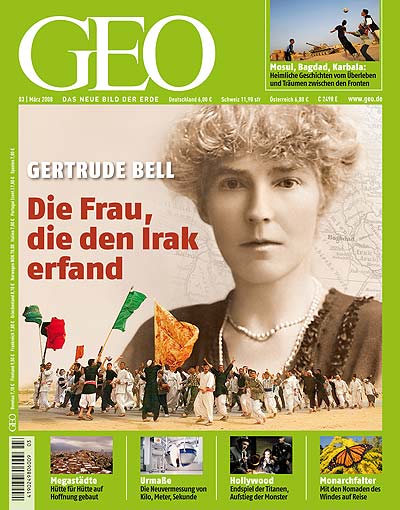 يعرض غلاف أحد الكتب صورة قديمة، يظهر فيها كل من «توماس إدوارد لورانس»، و«وينستون تشرشل»، يمتطيان جمل...