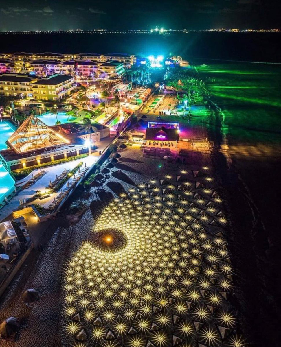 Plebsbetrippin's tweet photo. Whoโs ready for #Phish Mexico?! ๐ฒ๐ฝ
#PhishMexico #Phexico #WAGMI
#Raisehell #Troublemaker #RektGang https://t.co/b3IzqoTXa3