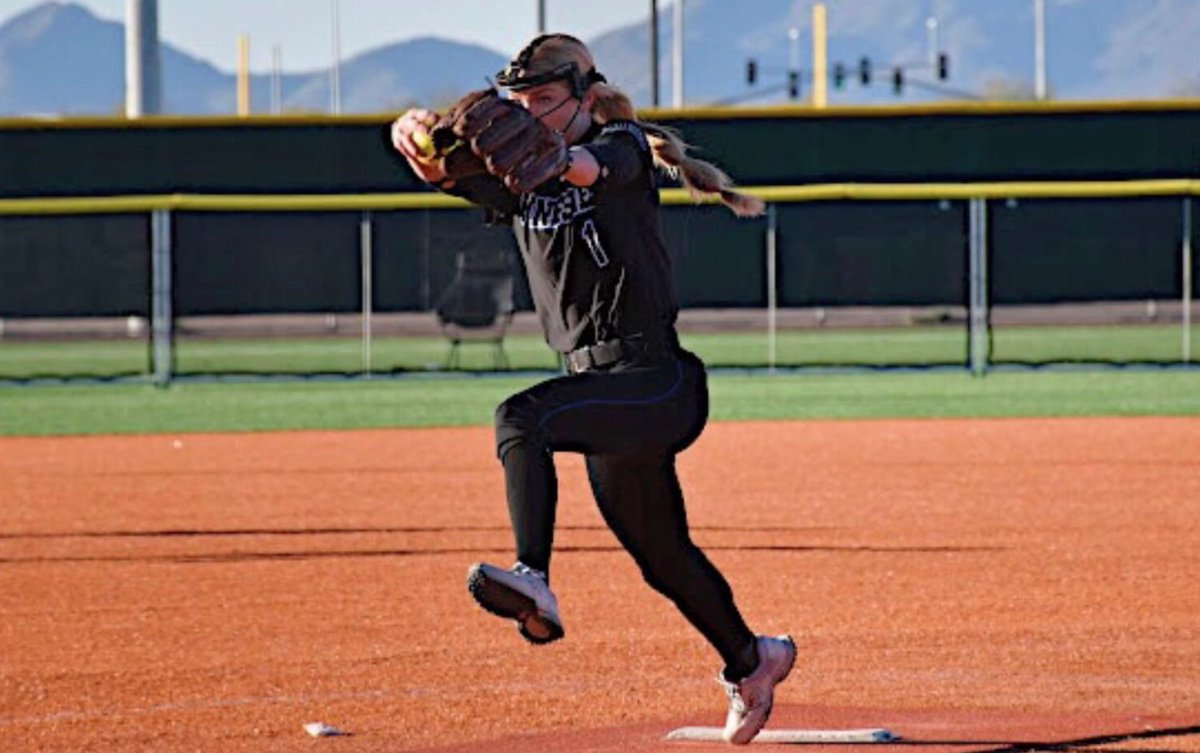 ExtraInningSB's tweet photo. Today's President's Day edition of The Last Inning (Feb. 20, 2023) features 2025 Extra Elite 100 RHP/OF Molly Conner, TFL Juniors Championship Series and more verbals!
https://t.co/zXxpYFaaLv https://t.co/lNrWh4o4EQ