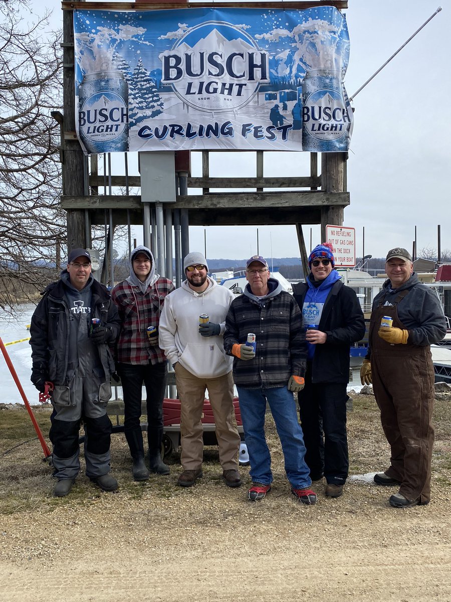 joeyjoea's tweet photo. Had a great time at the Busch Light Curling Fest in Lansing, IA this past weekend! Perfect day to be on the ice with some amazing execution by @FahrBeverage. #buschlight @BuschBeer @AnheuserBusch @barstoolsports @NicholsonKelly4 https://t.co/f2csVQeBPy