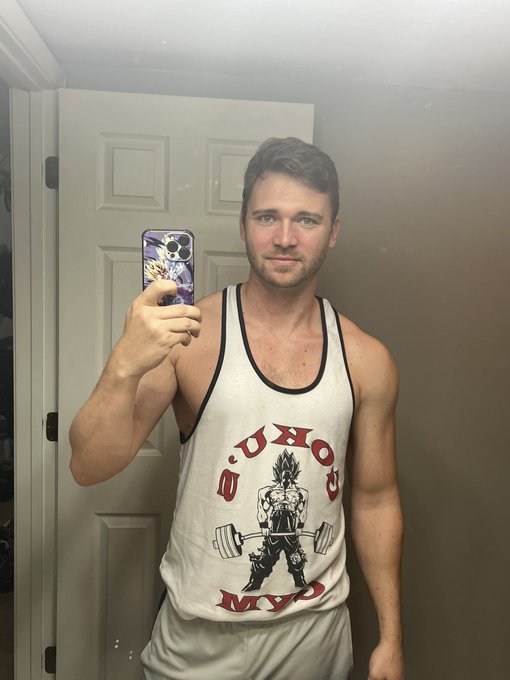 Haircut and a shave got me feeling a few years younger 😝 online for the night. Let&rsquo;s have a little fun