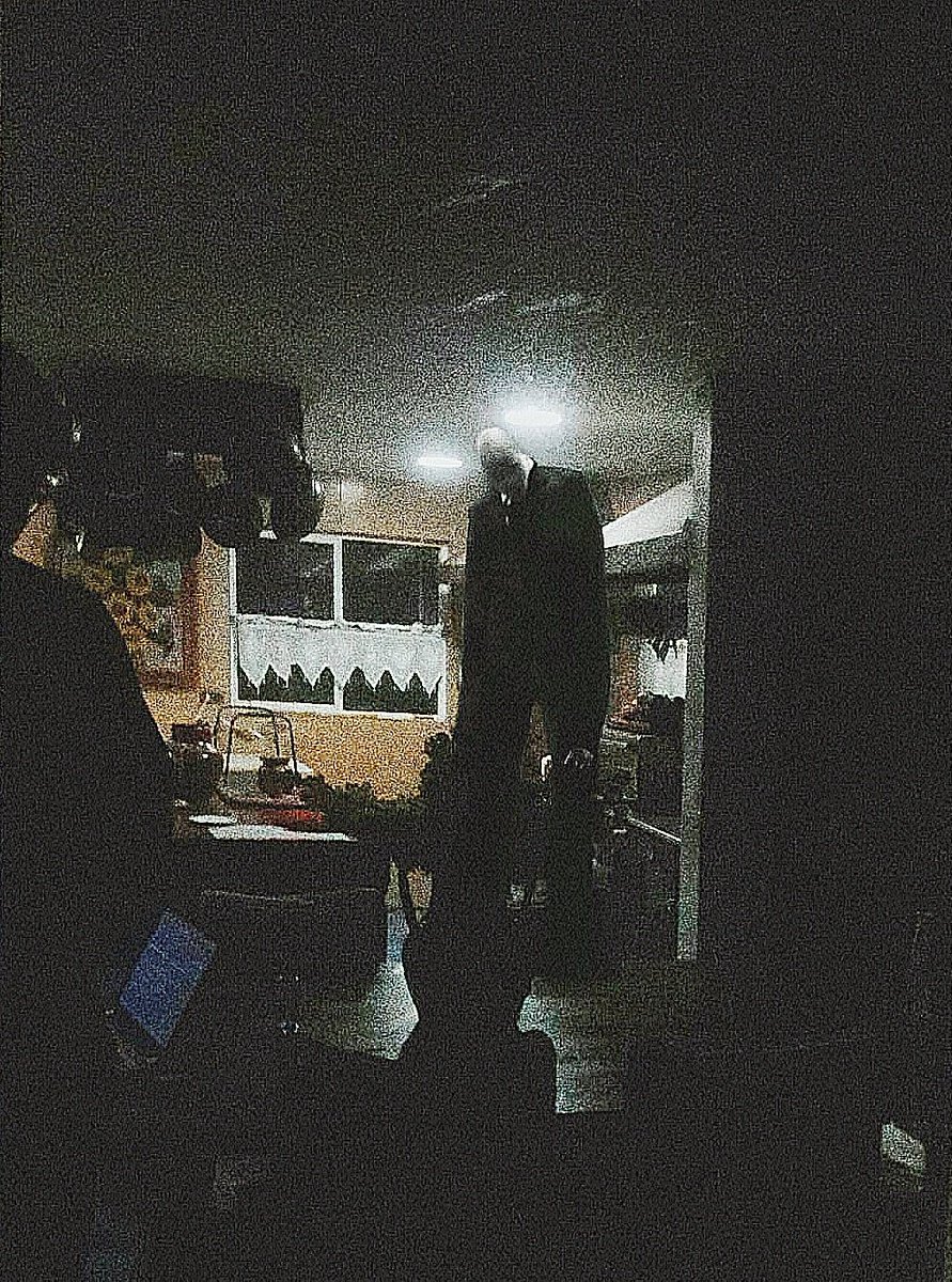 unworns's tweet image. invited him to dinner, my camera fucked up for some reason