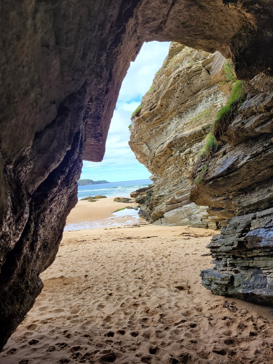 FJF2022's tweet photo. @worldwilduk_ Strathy Beach on the North coast of Scotland https://t.co/FbXtTVIqyh