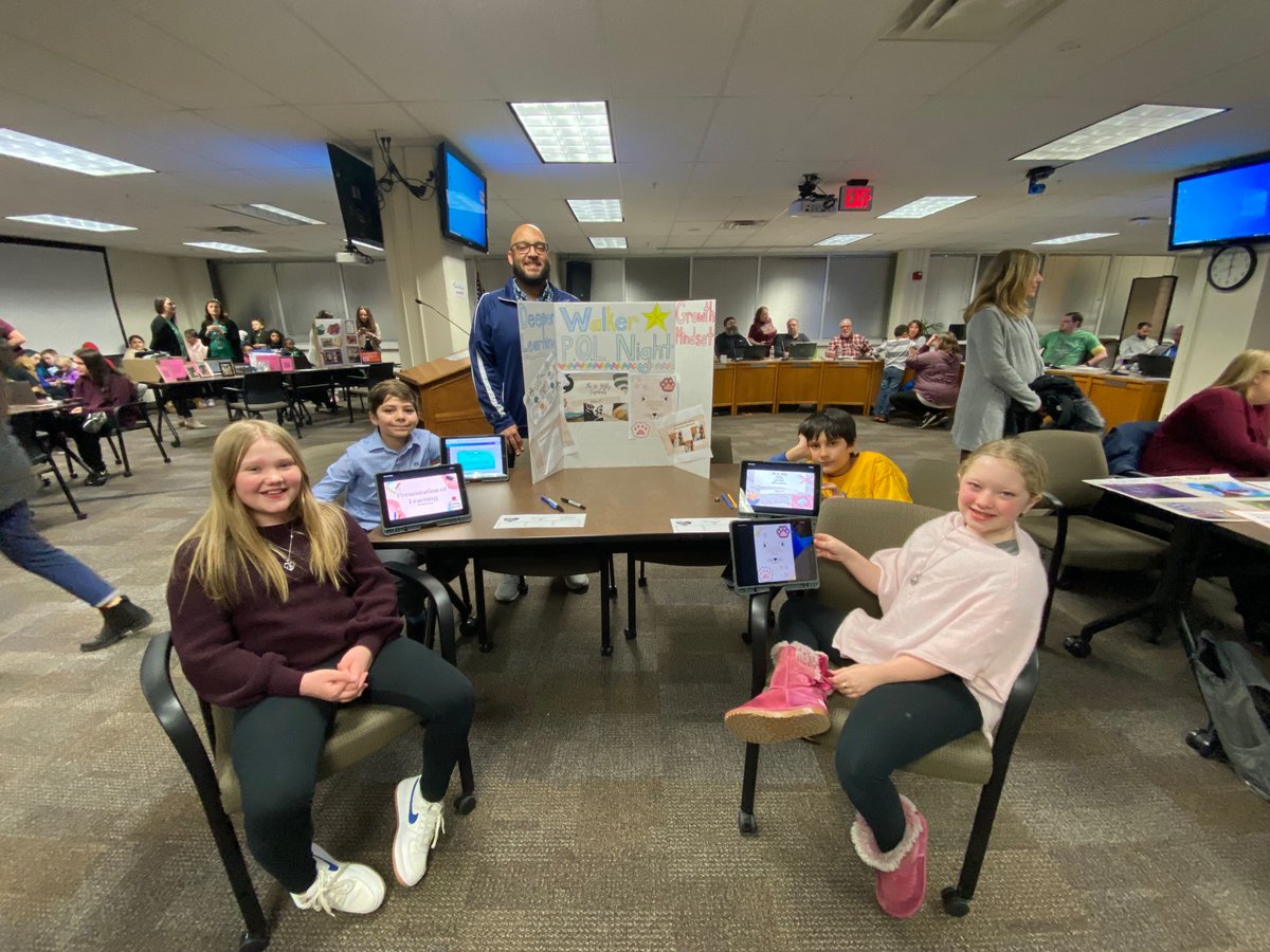 WalkerNxGL's tweet photo. Walker students did an amazing job sharing their presentations of learning with the WAWM School Board this evening. Great job Thor, Eliza, Aiden and Kaitlin. #wawmproud #amazingstudents https://t.co/i5UCgMY1pX