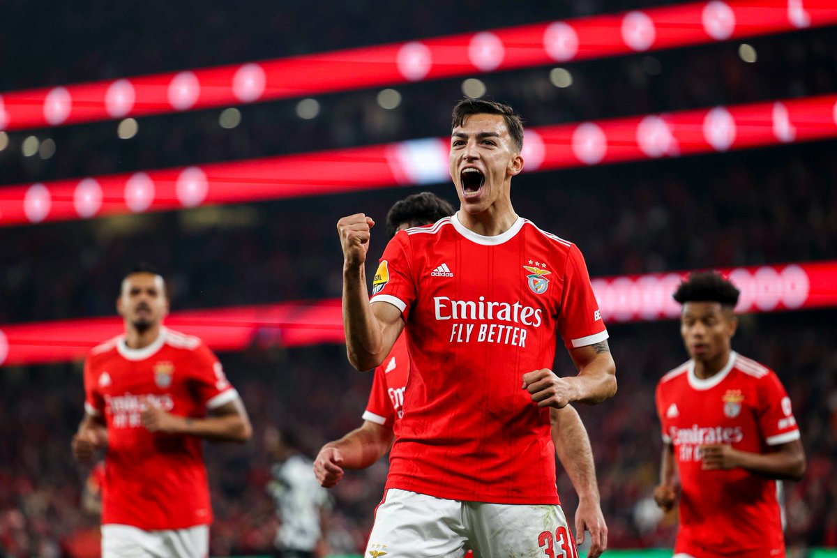 📸 #SLBBFC

#EuAmoOBenfica